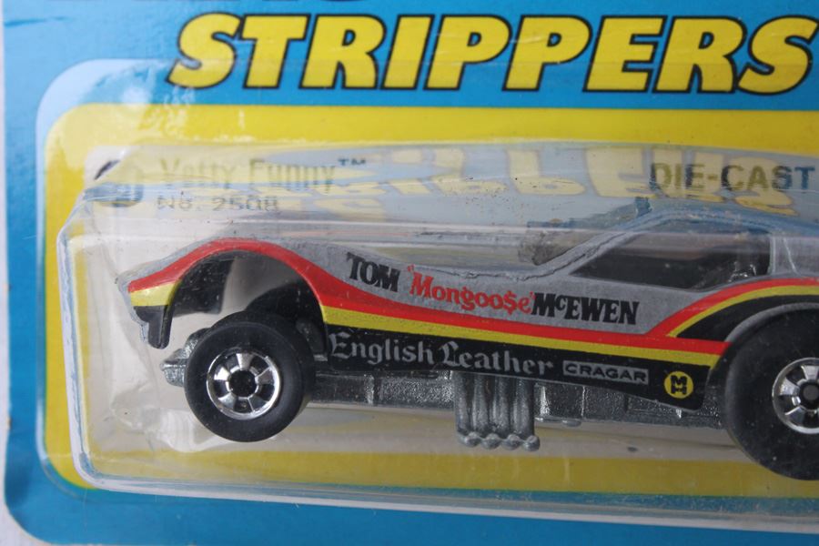 Vintage 1977 Hot Wheels New On Patch Card Drag Strippers Vetty Funny #2508 & The Heavies GMC Motorhome #9645 [Photo 3]