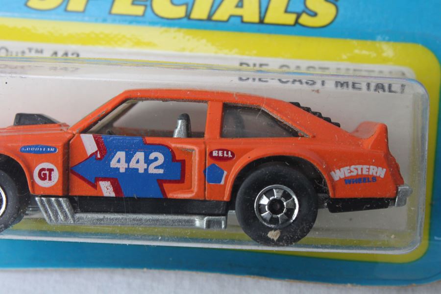 Vintage 1977 Hot Wheels New On Patch Card Speedway Specials Flat Out 442 & Oldies But Goodies A-OK #2016 [Photo 3]