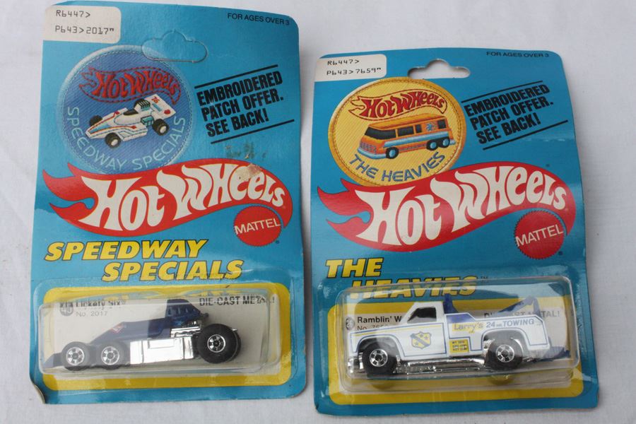 Vintage 1977 Hot Wheels New On Patch Card Speedway Specials Lickety Six #2017 & The Heavies Ramblin' Wrecker  #7659