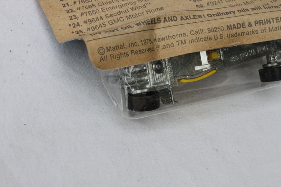 Vintage 1975 Hot Wheels Flying Colors Odd Rod #19 And Red Baron #2 [Photo 4]