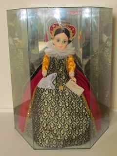 Madame Alexander 21' Mary Queen of Scots Doll with Display Case [Photo 3]