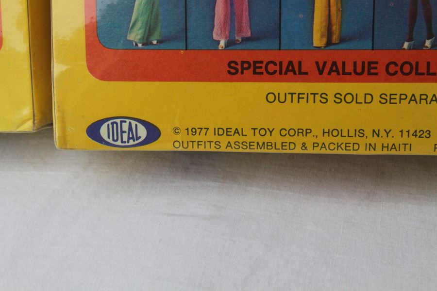 Suntan Tuesday Taylor Outfits Ideal New In Box 1977 [Photo 4]