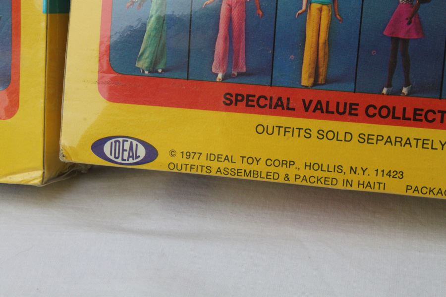 Suntan Tuesday Taylor Outfits Ideal New In Box 1977 [Photo 5]