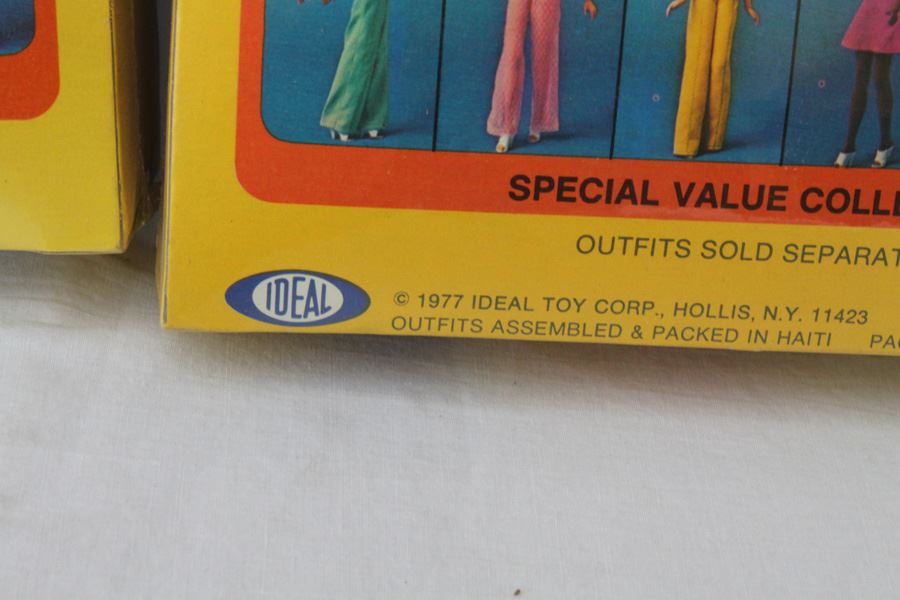 Suntan Tuesday Taylor Outfits Ideal New In Box 1977 [Photo 3]