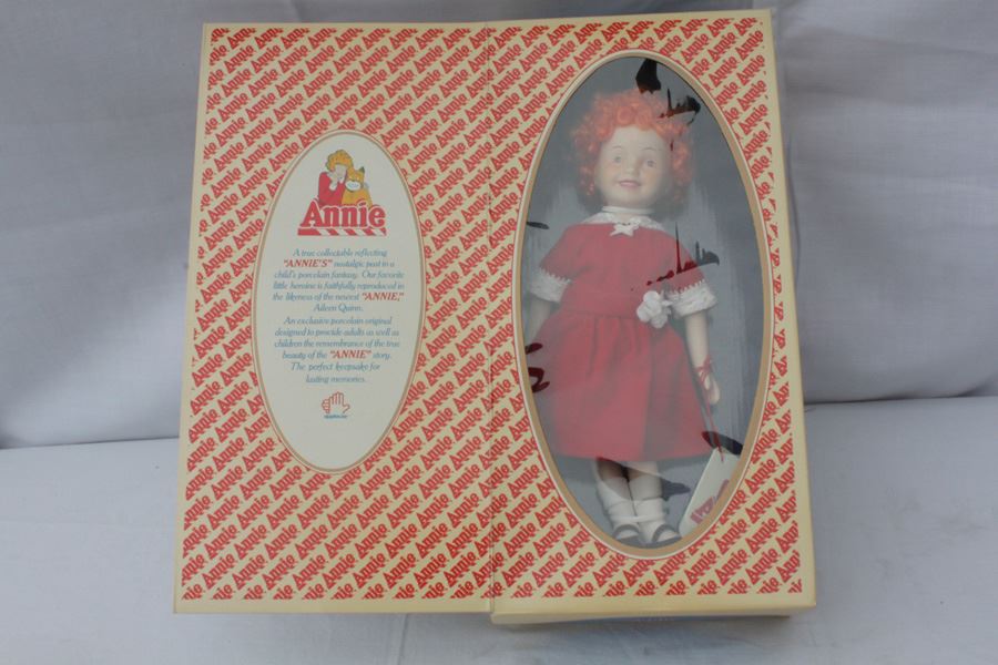 Annie Genuine Porcelain Doll New In Box Applause  [Photo 2]