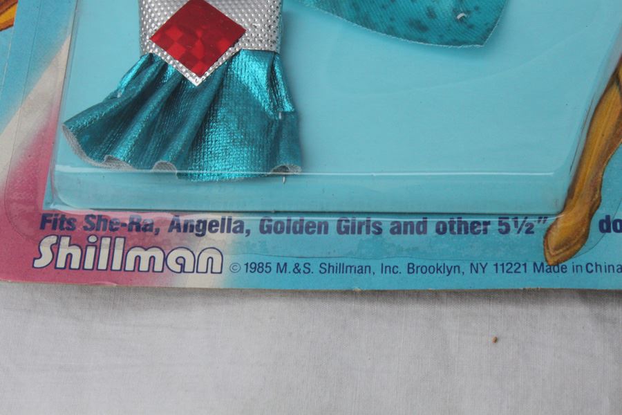 Power Fashions Action Figure Doll Clothing Shillman Fits She-Ra, Angella, Golden Girls New On Card 1985 [Photo 3]