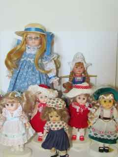 Lot of 7 Vintage Dolls Includes: Ginny dolls & Porcelain Doll [Photo 1]
