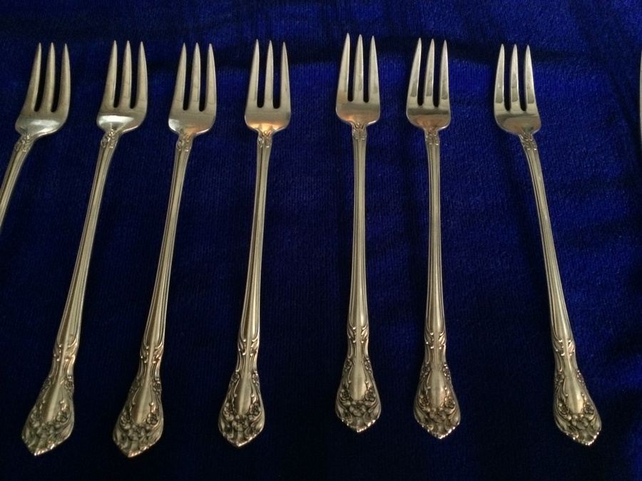 91-Piece Alvin Sterling Silver Flatware Set - STARTING BID IS 85% OF MELT VALUE! [Photo 21]