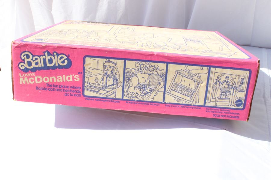 Barbie Loves McDonalds Playset Mattel New In Box 1982 [Photo 6]