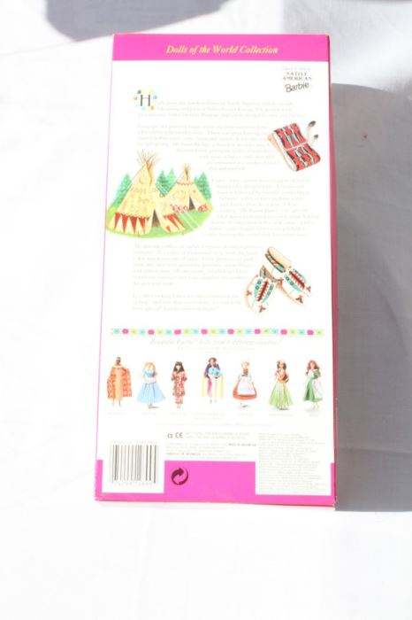 Third Edition Native American Barbie Doll Mattel New In Box 1994 [Photo 3]