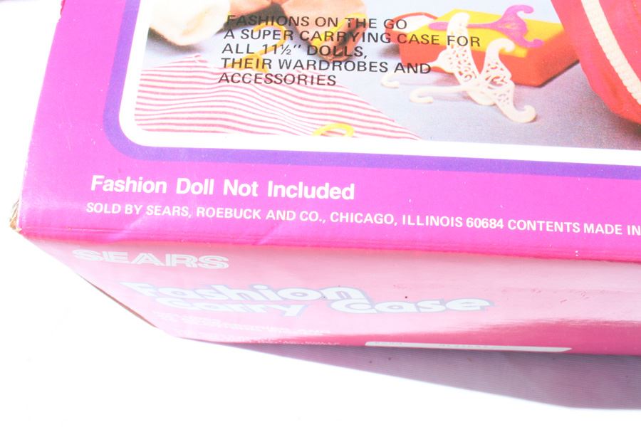 Sears Fashion Carry Case For 11 1/2' Fashion Dolls [Photo 3]