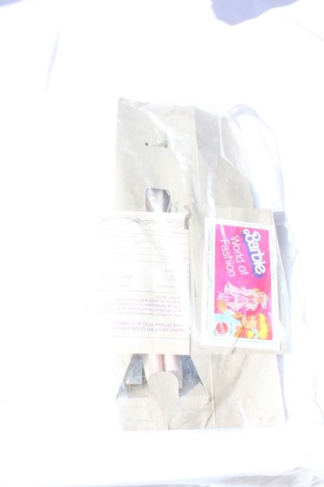 Barbie World Of Fashion Doll [Photo 3]