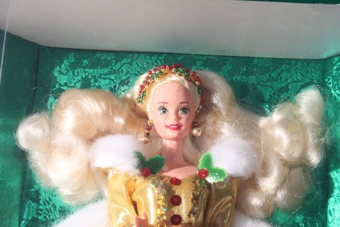 Special Edition Happy Holidays Barbie Mattel New In Box 1994 [Photo 2]
