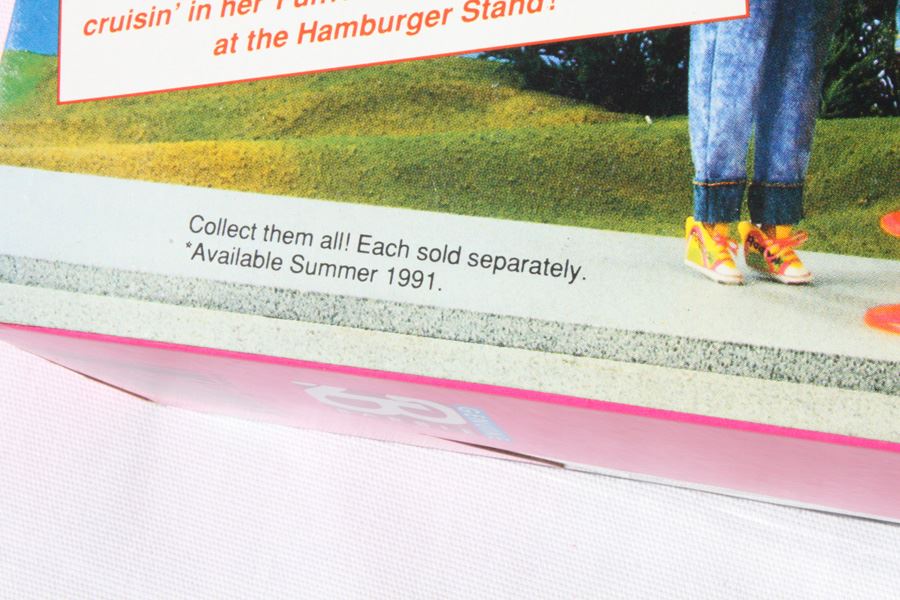 All American Barbie Mattel New In Box 1990 [Photo 4]