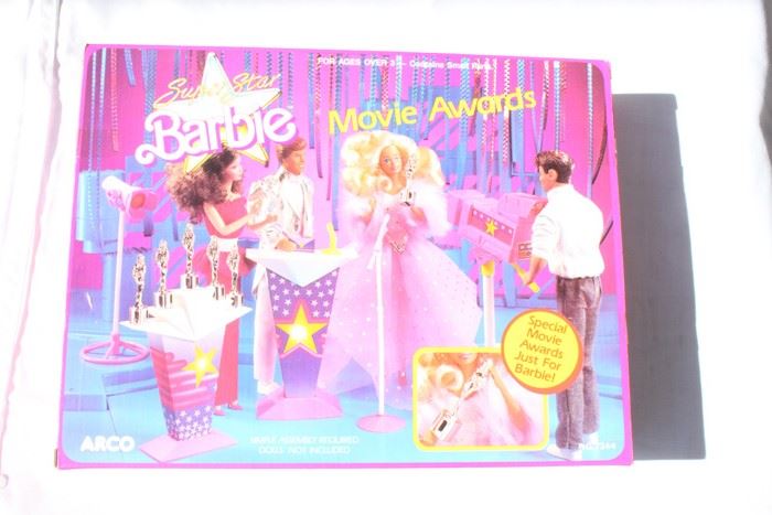 Super Star Barbie Movie Awards Playset New In Box 1988 [Photo 2]