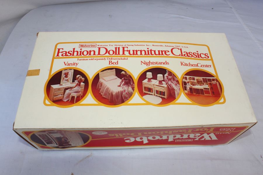 Wardrobe For Fashion Dolls Wolverine Classic [Photo 2]