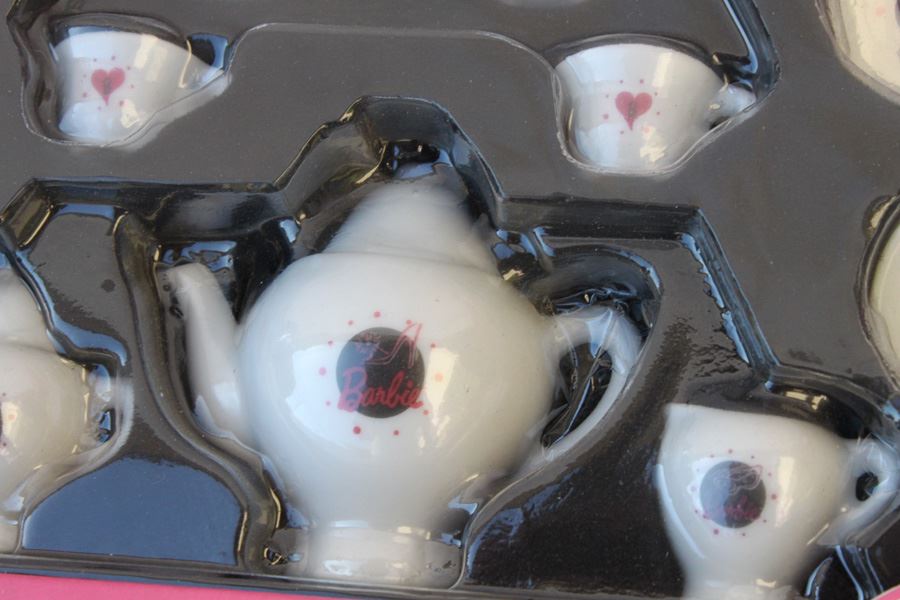 Barbie 35th Anniversary Limited Edition Tea Set New In Box Mattel 1994 [Photo 4]