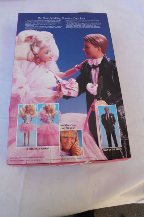 Sparkle Eyes Barbie Mattel New In Box [Photo 3]