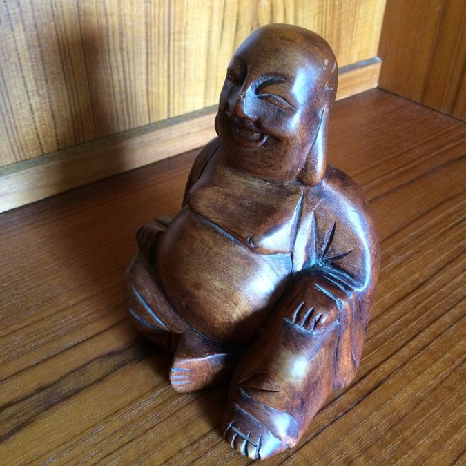 Hand-Carved Wooden Laughing Buddha Statue [Photo 5]