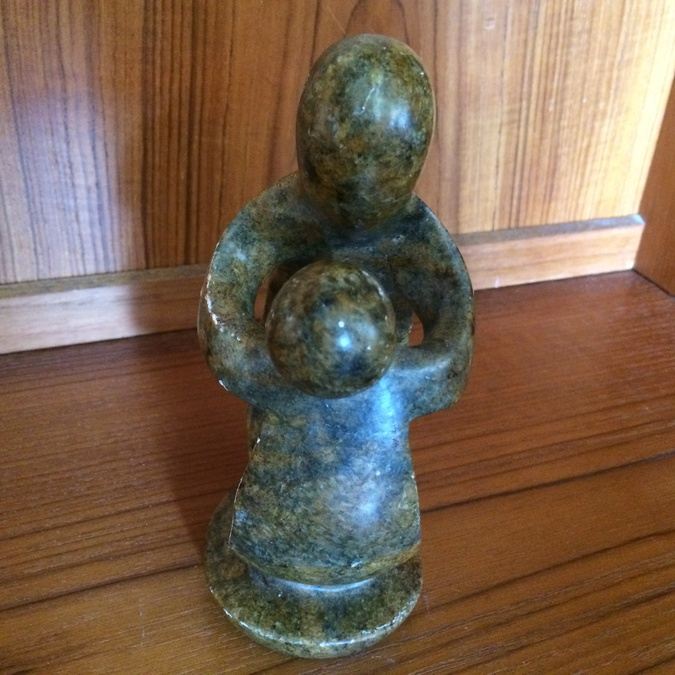 Mother and Child Marble Sculpture [Photo 2]