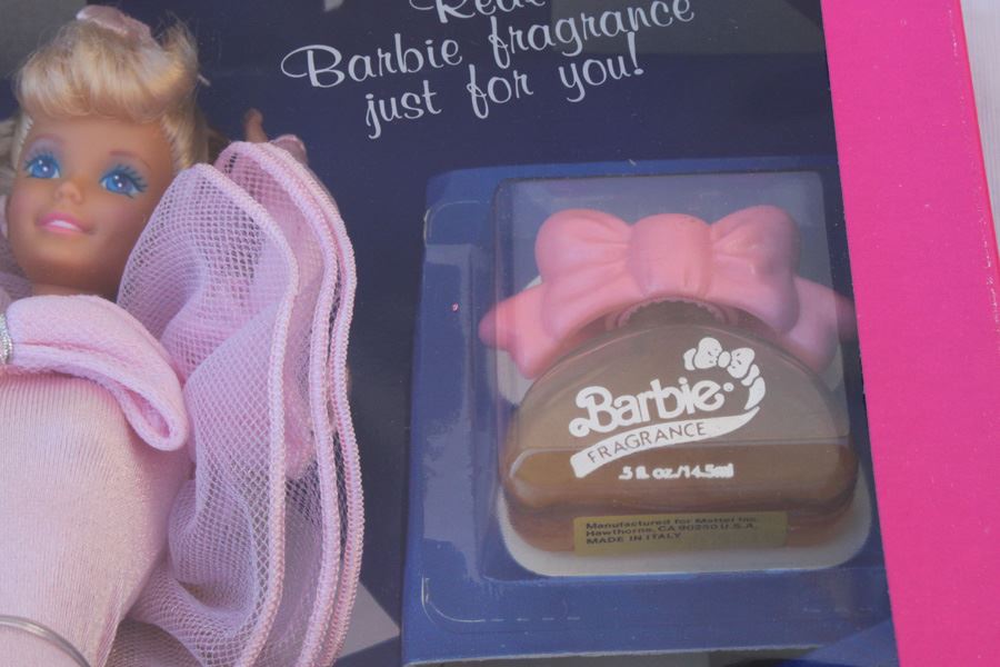 Perfume Pretty Barbie Mattel New In Box 1987 [Photo 3]