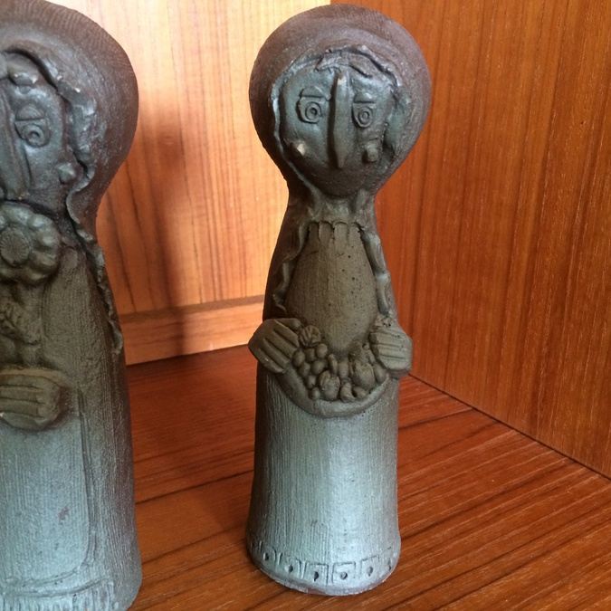 (3) Pottery Figures [Photo 4]