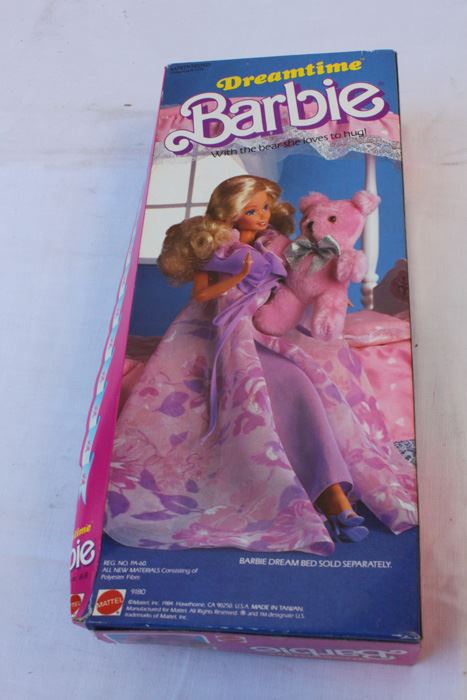 Dreamtime Barbie With Her Cuddly Bear, B.B. Mattel New In Box 1984 [Photo 3]