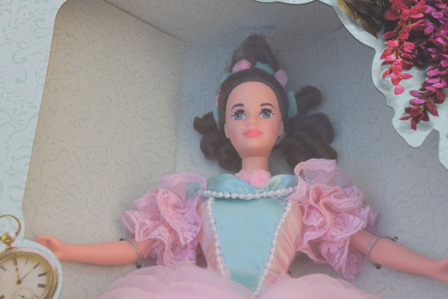 1850's Southern Belle Barbie Mattel New In Box 1993 [Photo 3]