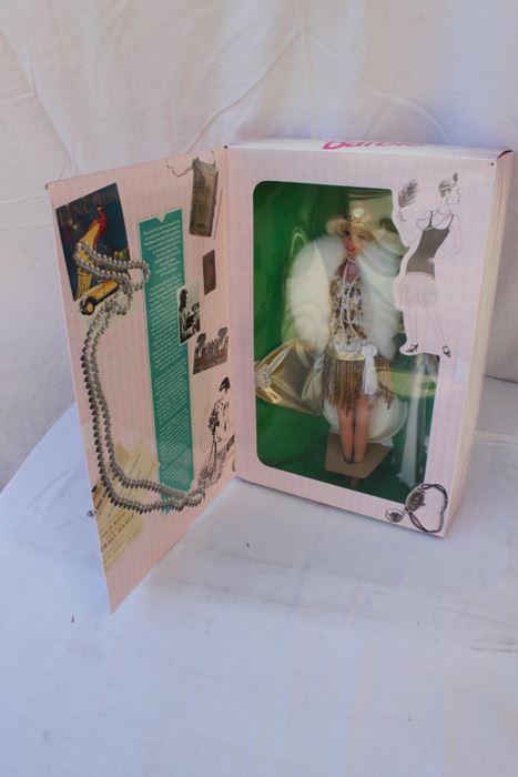 1920's Flapper Barbie Mattel New In Box 1993 [Photo 2]