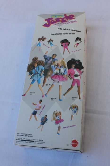 High School Jazzie Cool Teen Cousin Of Barbie DUDE Mattel New In Box 1988 [Photo 3]