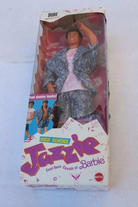 High School Jazzie Cool Teen Cousin Of Barbie DUDE Mattel New In Box 1988 [Photo 1]