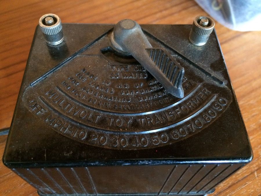 Huge Post WWII 1950s Lionel Train Set [Photo 40]