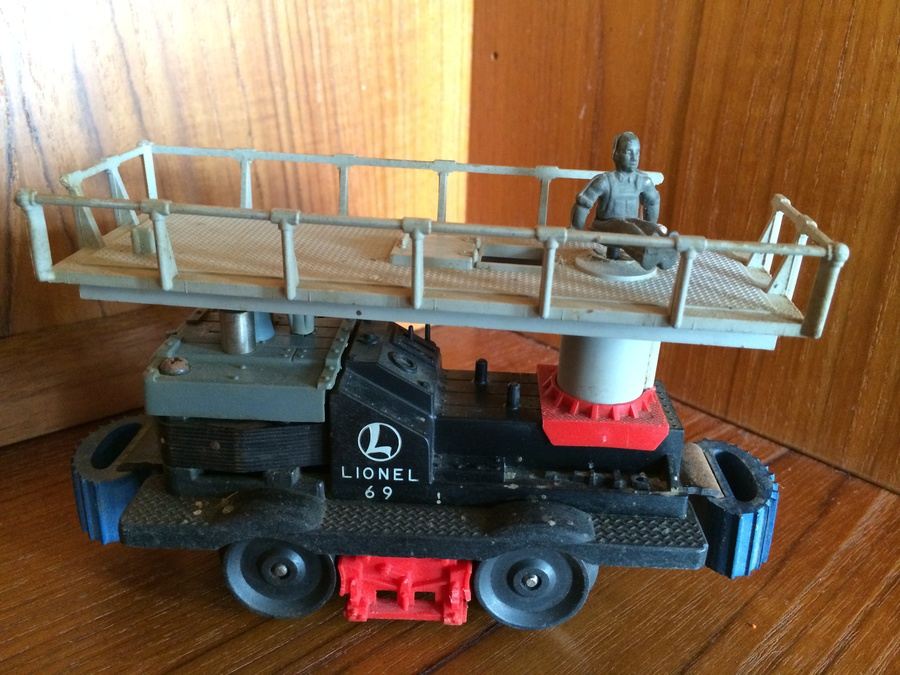 Huge Post WWII 1950s Lionel Train Set [Photo 2]