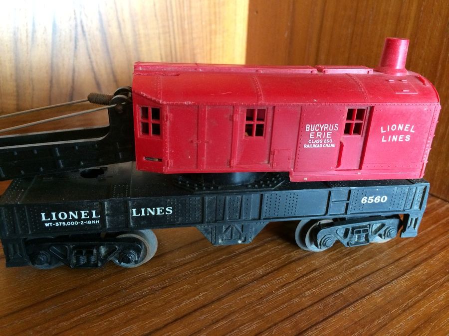 Huge Post WWII 1950s Lionel Train Set [Photo 8]