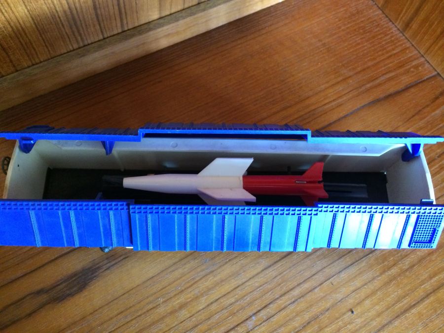 Huge Post WWII 1950s Lionel Train Set [Photo 17]