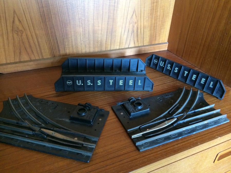 Huge Post WWII 1950s Lionel Train Set [Photo 57]