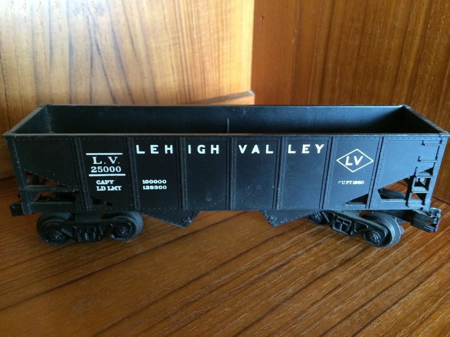 Huge Post WWII 1950s Lionel Train Set [Photo 28]