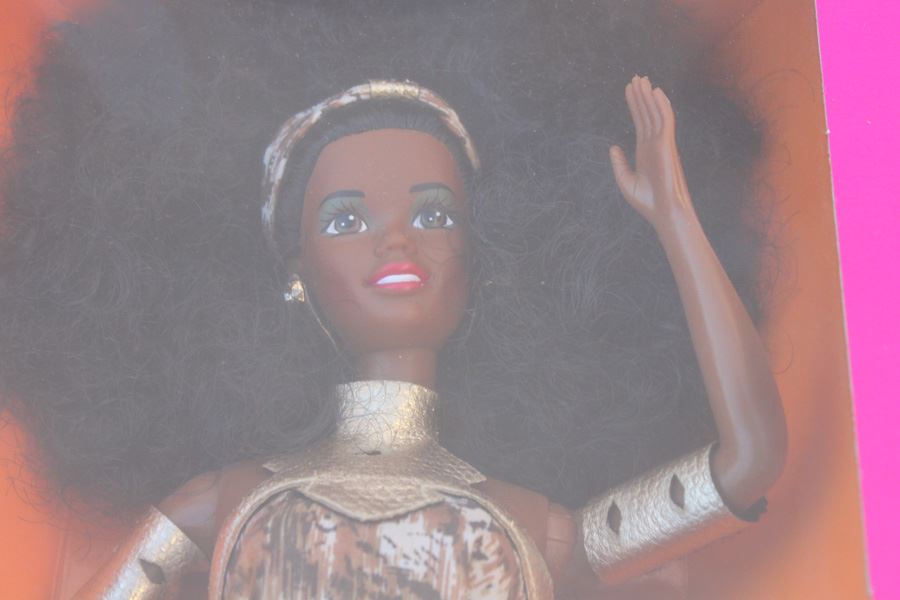 Nigerian Barbie Mattel New In Box 1989 [Photo 10]