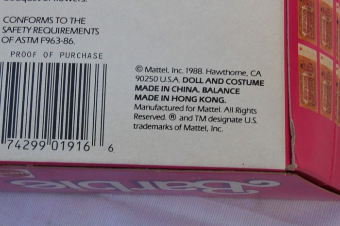 Russian Barbie Mattel New In Box 1988 [Photo 4]