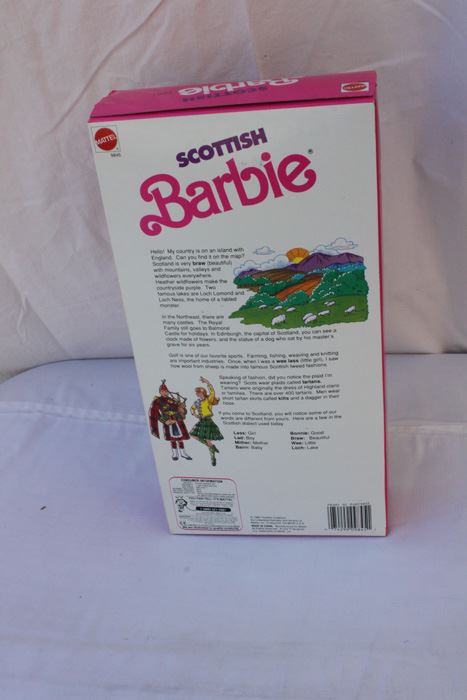 Scottish Barbie Mattel New In Box 1990 [Photo 3]