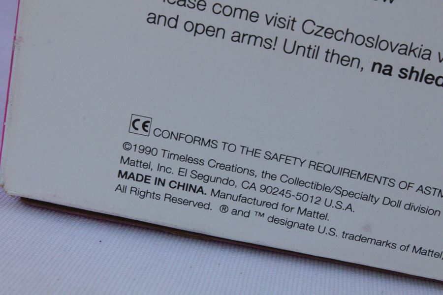 Czechoslovakian Barbie Mattel New In Box 1990 [Photo 4]