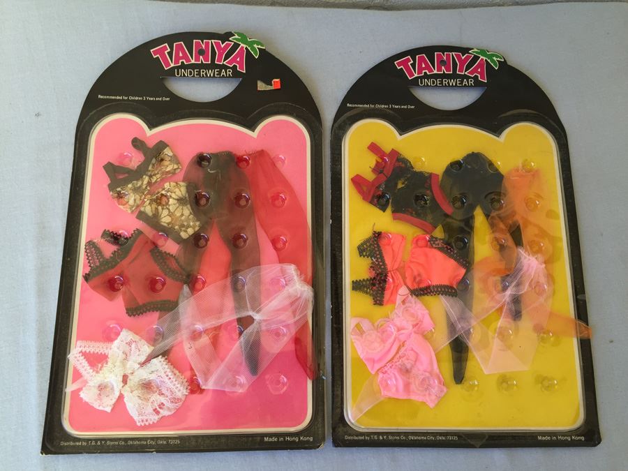 TANYA Underwear Doll Clothes New On Card [Photo 1]