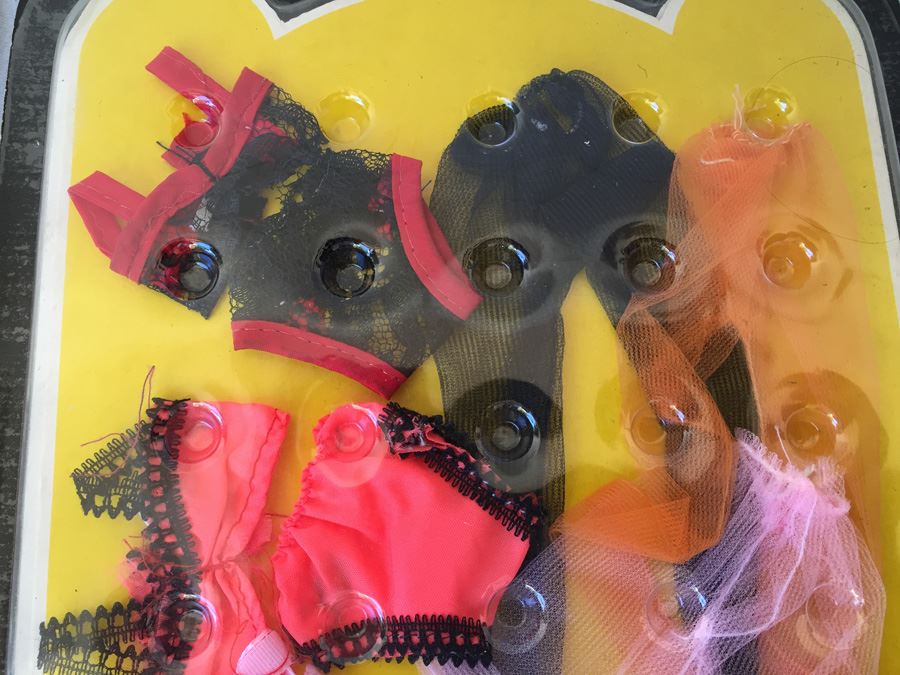 TANYA Underwear Doll Clothes New On Card [Photo 7]