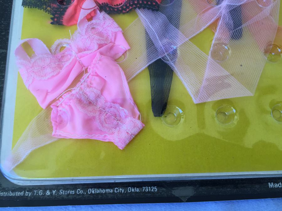 TANYA Underwear Doll Clothes New On Card [Photo 9]