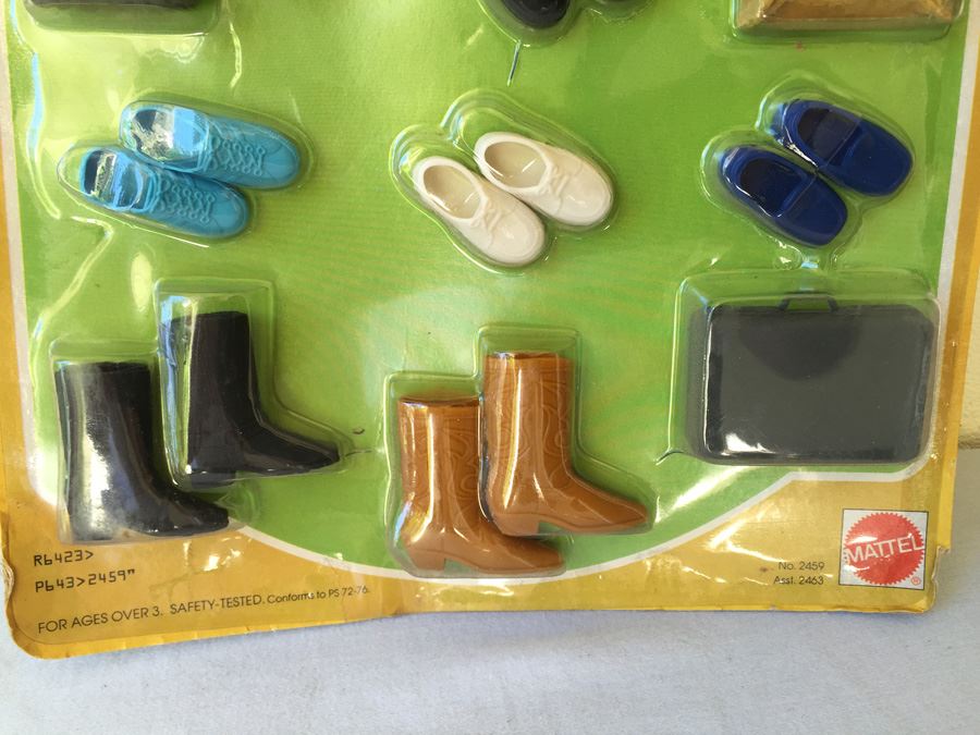 Ken Doll Fashion Add-Ons Shoes & Cases Mattel New On Card 1978 [Photo 4]