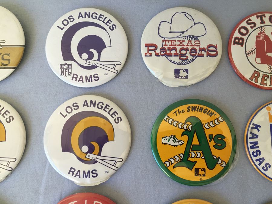 Vintage Baseball, Football & Soccer Buttons [Photo 3]