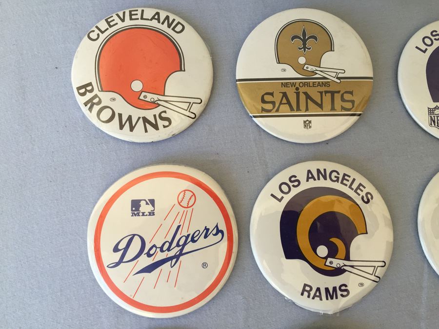 Vintage Baseball, Football & Soccer Buttons [Photo 2]