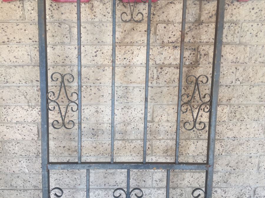 Large Wrought Iron Fence Section [Photo 5]