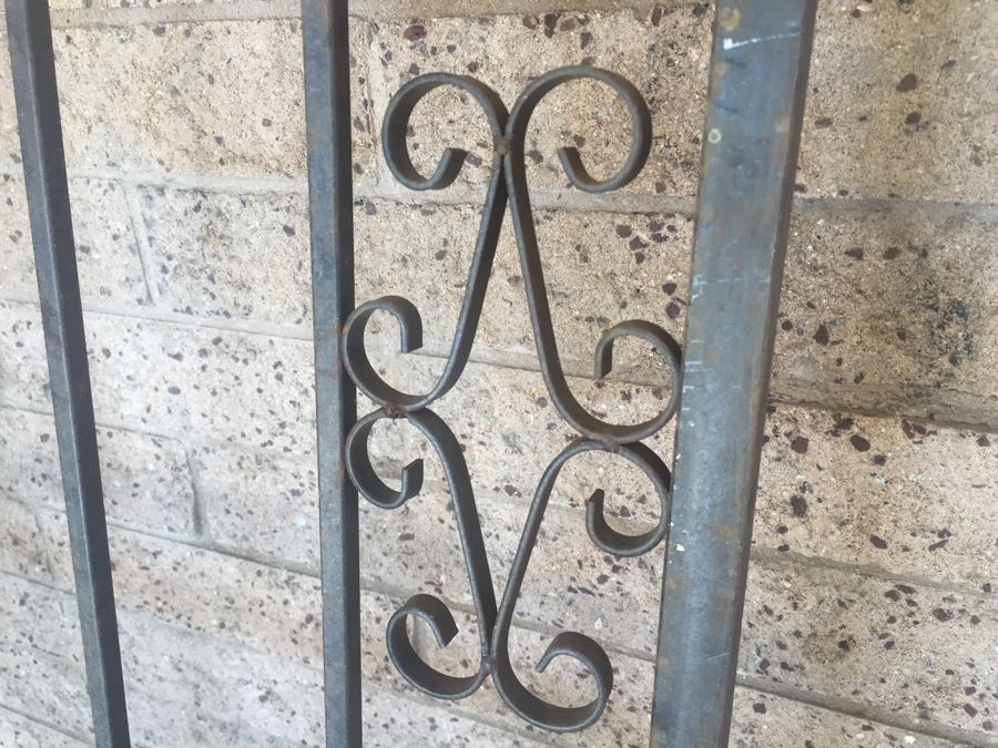 Large Wrought Iron Fence Section [Photo 6]