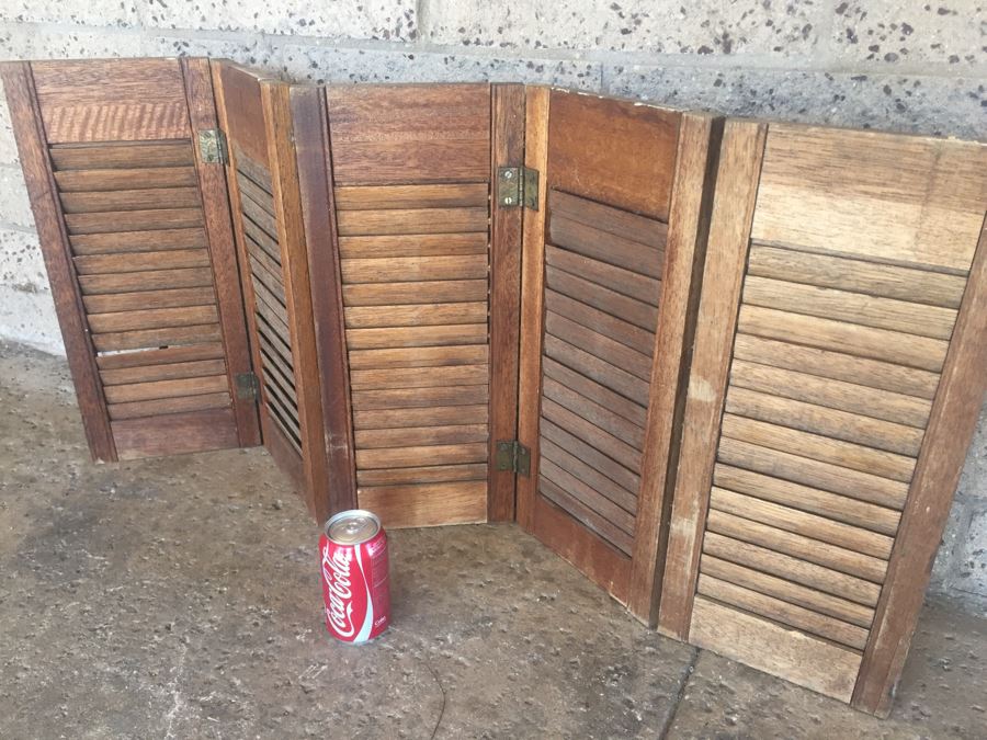 Wooden Louvered Shutters [Photo 3]